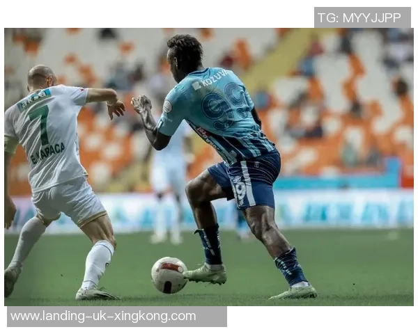 巴神足球明星的传奇之路与场上风采解析